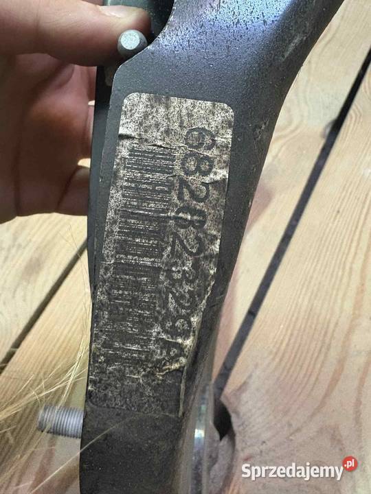 Mopar 68232828AA 68232829AA komplet górnych Włocławek