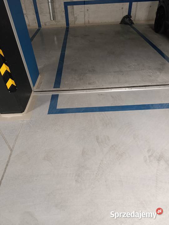 do wynajęcia miejsce postojowe Republiki w budynku małopolskie Kraków