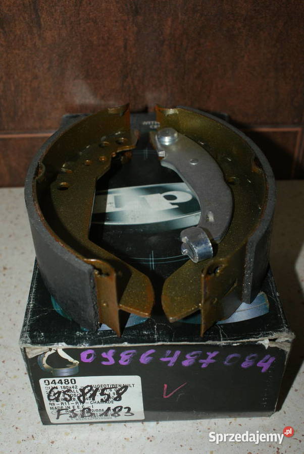 0 986 487 084 BOSCH SZCZĘKI HAMULC RENAULT CLIO osobowe Białobrzegi