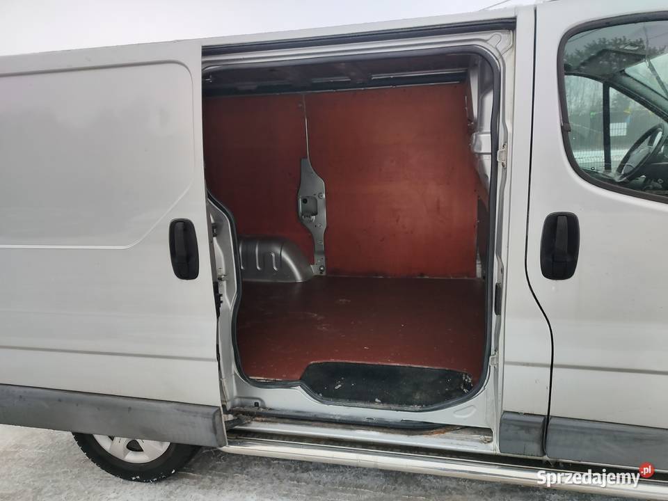 Renault Trafic 2010 r świętokrzyskie