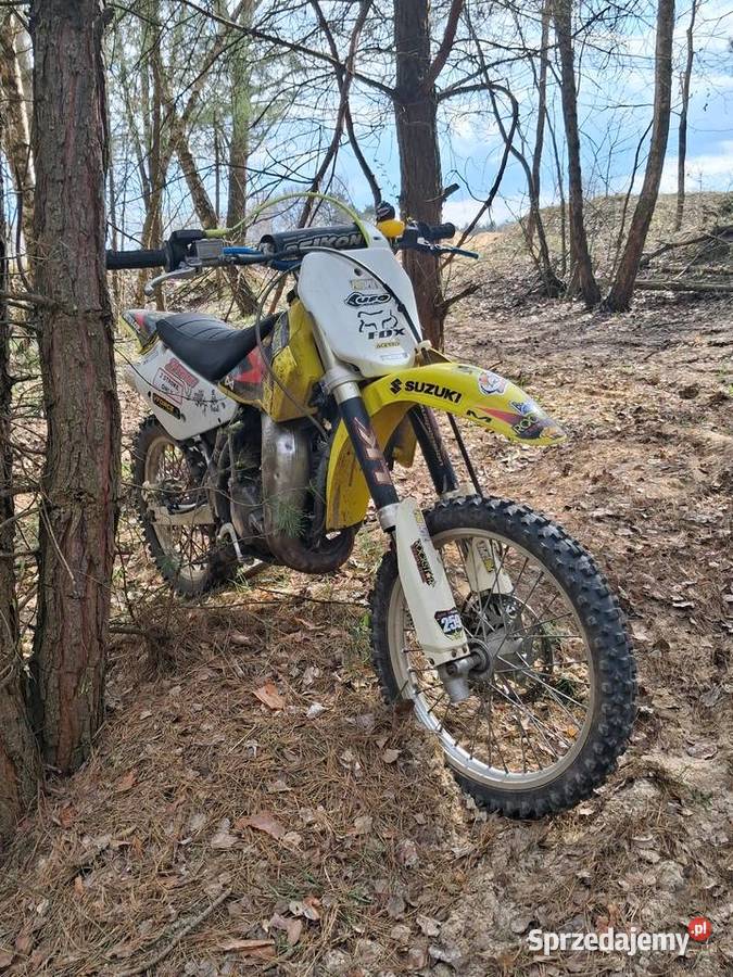Suzuki rm 85 2010 do naprawy 1km Motocykle, skutery, quady lubelskie Sobieska Wola Pierwsza