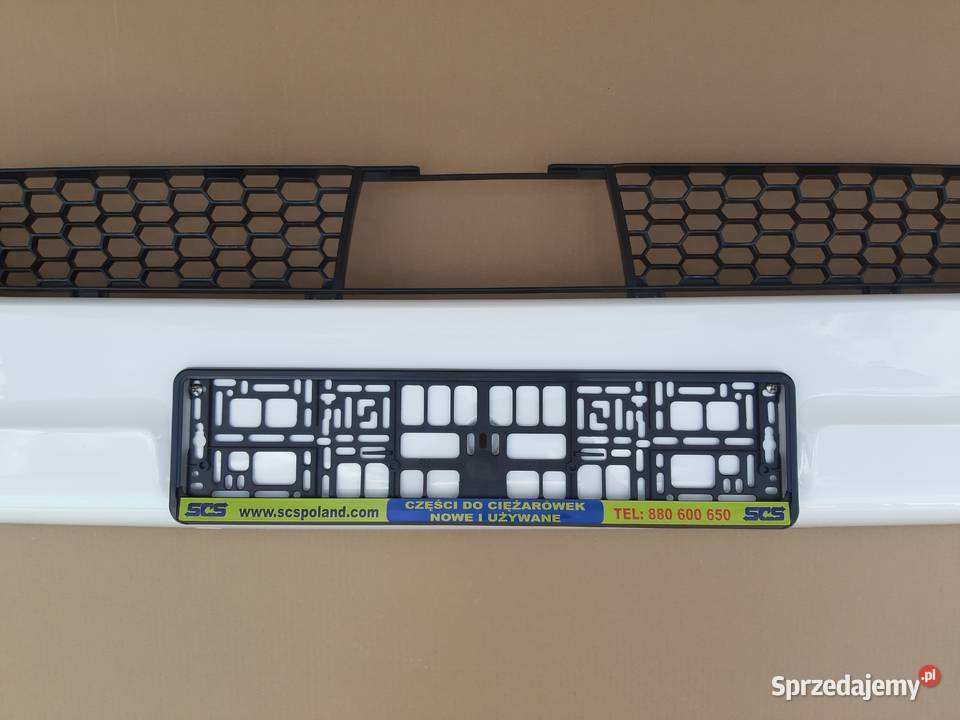 SCANIA R S ZDERZAK ŚRODKOWY POSZYCIE KRATKA Trzciel