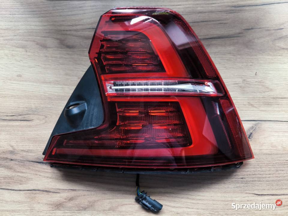 Volvo S60 III Lampa Prawa Tył 32269565 Żyrardów