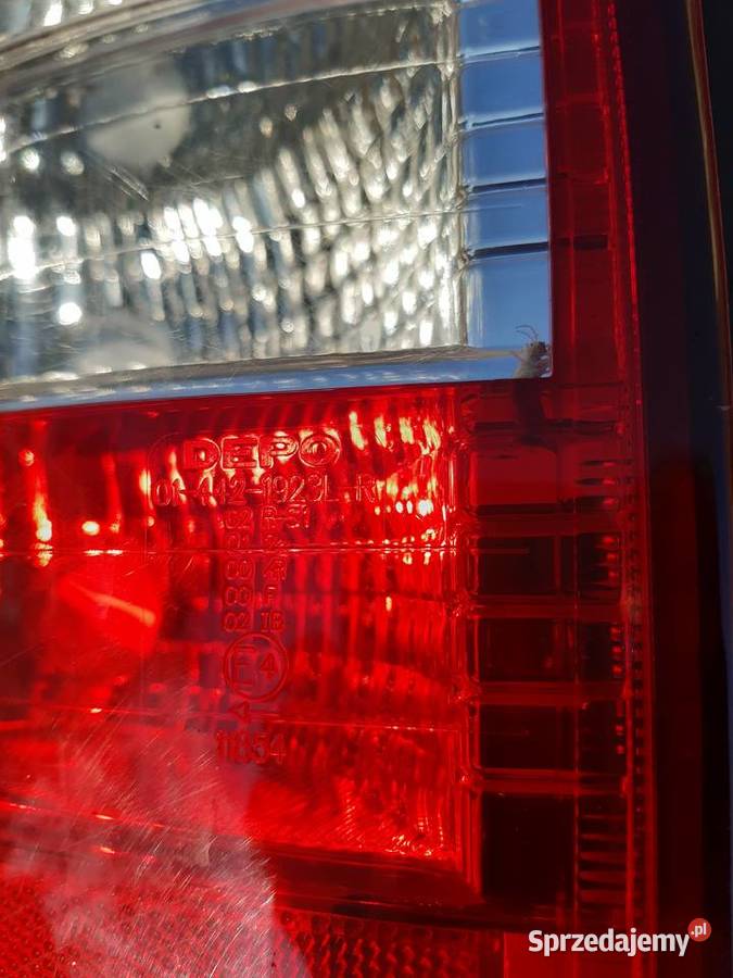Klosz lampy tył lewy Opel Zafira A Dąbrowa Górnicza