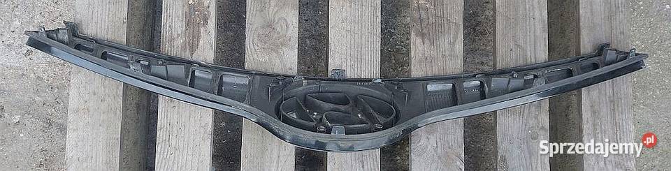 Hyundai i20 lift 1215 grill atrapa w przedni Jelenia Góra