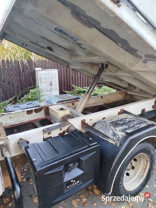 Renault Maxity Cabstar wywrotka brygadówka Ostrowiec Świętokrzyski