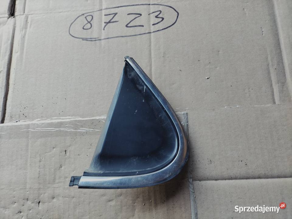 TRÓJKĄT NAKŁADKA lewy prawy tył Mazda Xedos Kamień-Kolonia