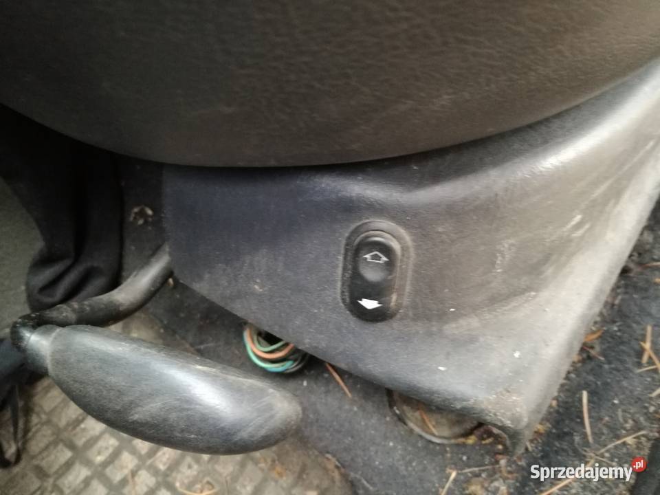 komplet foteli boczki skora grzane ford focus Sulęcin