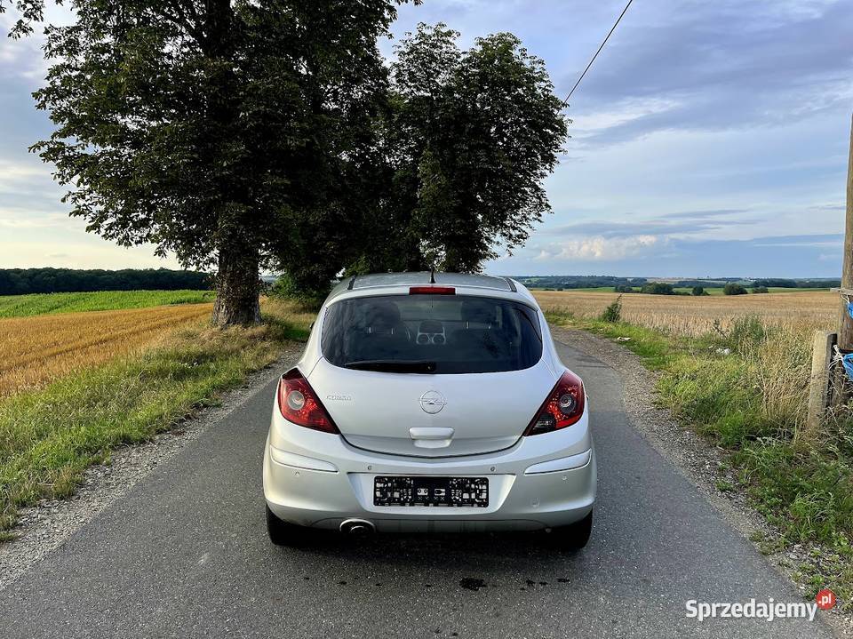 Opel Corsa 14 16V Cosmo Klimatronic Grzane benzyna Corsa Nysa