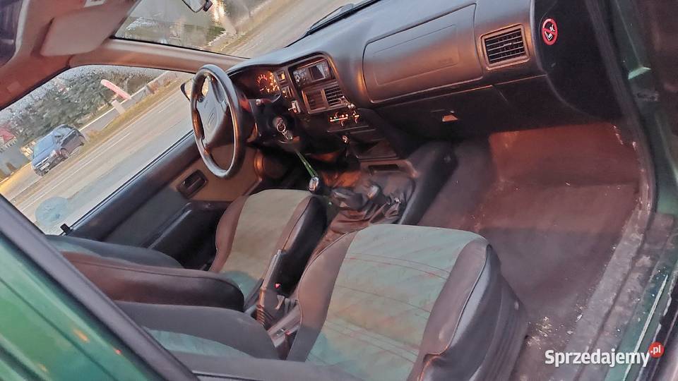 Opel FronteraDB STAN HALOGENY RELINGI HAK nieuszkodzony Wiśniowa sprzedam