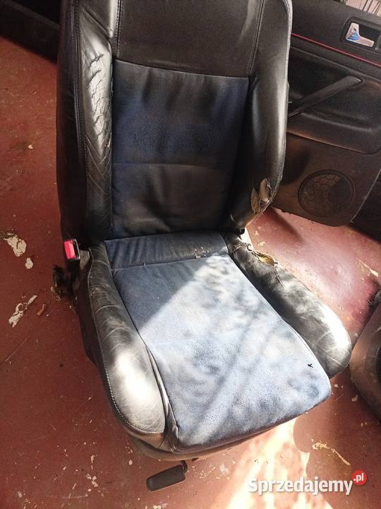 Passat B5 na części fotele silnik 19 110 lubelskie Syry