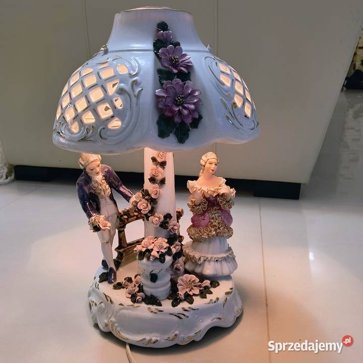 Lampa porcelanowa z figurkami mazowieckie Olszewnica Stara sprzedam