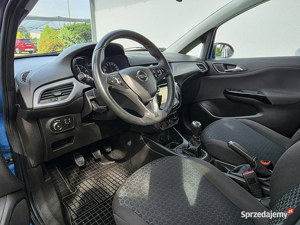 Opel Corsa serwis ASO bezwypadkowy dodatkowy podgrzewane fotele sprzedam