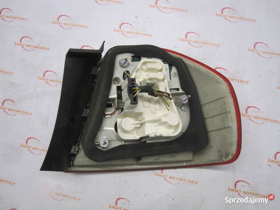 BMW E90 LIFT lampa lewa tył 4871731 osobowe świętokrzyskie