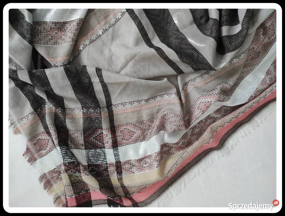 Piękny elegancki szal duża chusta 142x144 sprzedam
