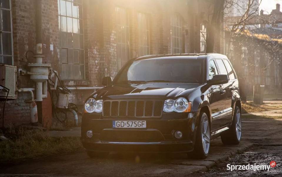Jeep Grand Cherokee 61 V8 SRT8 bezwypadkowy Rok produkcji 2010 Grand Cherokee śląskie Żory