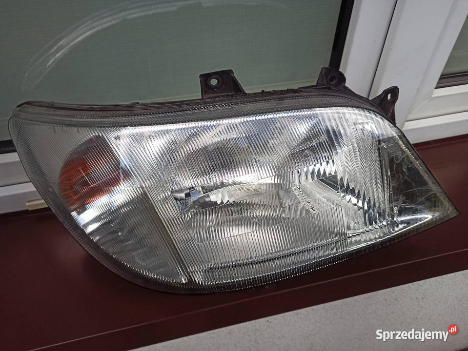 Mercedes Sprinter W901 lampa przednia prawa Sieradz sprzedam