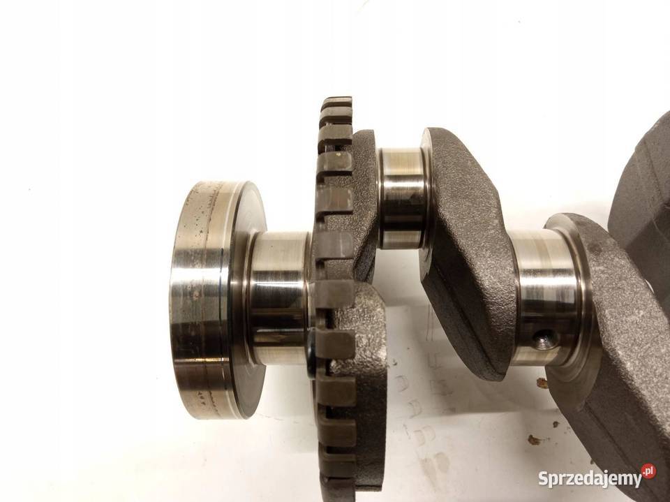 WAŁ KORBOWY Q8Z2KJHMJGFGG 16 16V Dacia Duster II osobowe