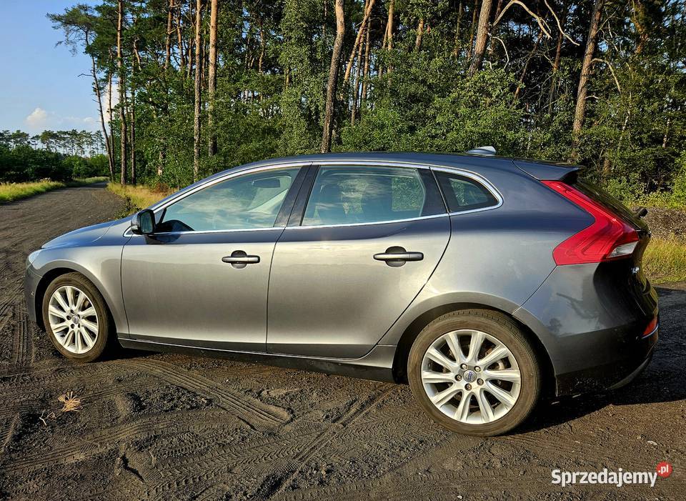 Volvo V40 16 Diesel 2013 211 000 nieuszkodzony Włocławek sprzedam