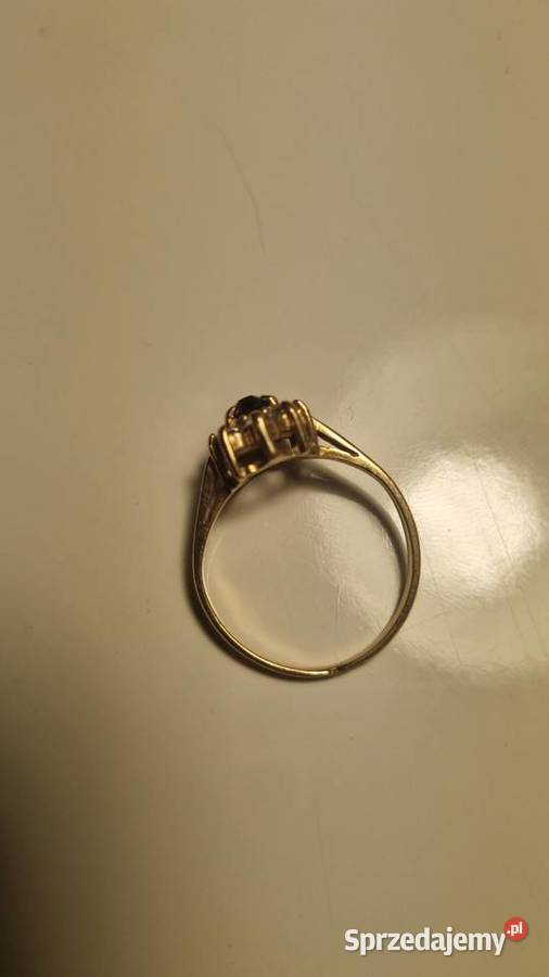 Złoty pierścionek Gdańsk
