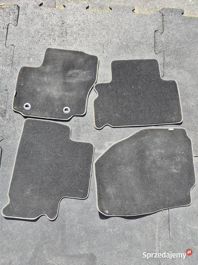 Dywaniki gumowe I materiałowe ford smax