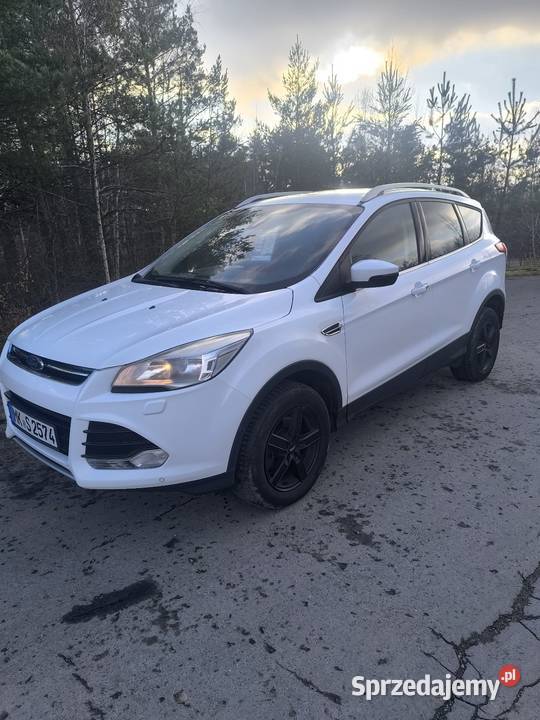 Ford Kuga 16 benzyna 2014 biały