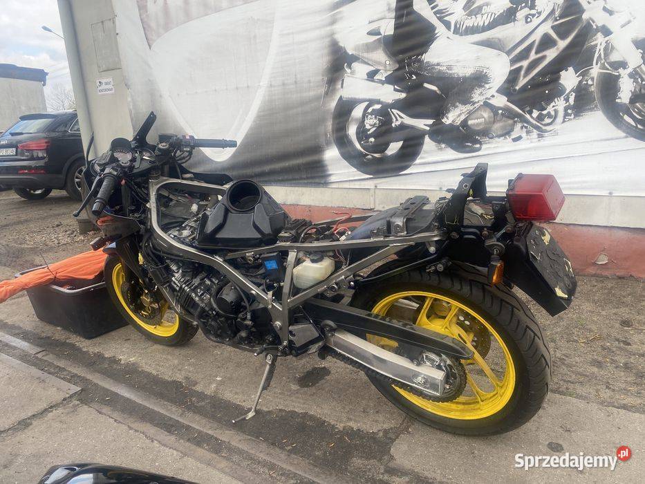 Yamaha FZ 750 koła silnik boczek lampa czasza Poznań sprzedam