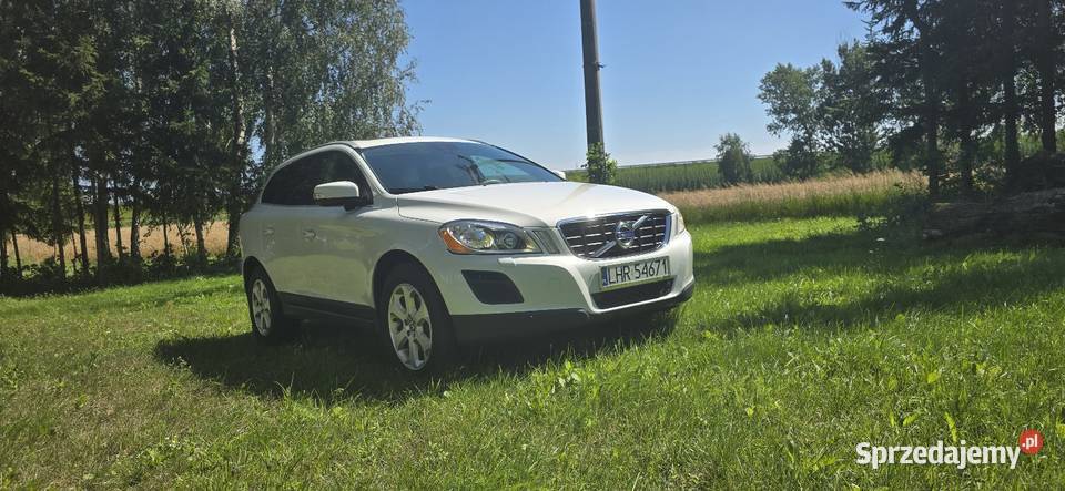 Volvo cx60 4x4 32 benzyna 250 2013 200 przebiegu 200600km lubelskie Hrubieszów