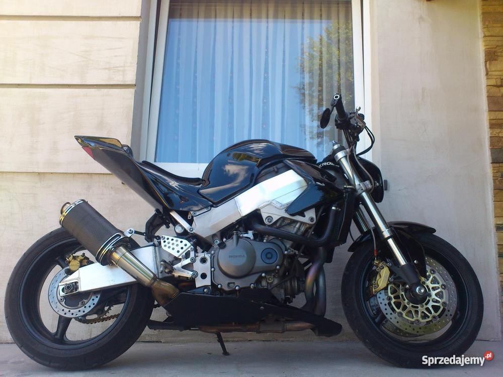 Стритфайтер мотоцикл Honda CBR 900