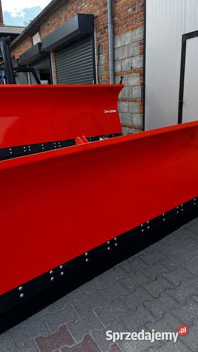 Pług Komunalny 26m prosty firmy MetalTechnik Gryfino