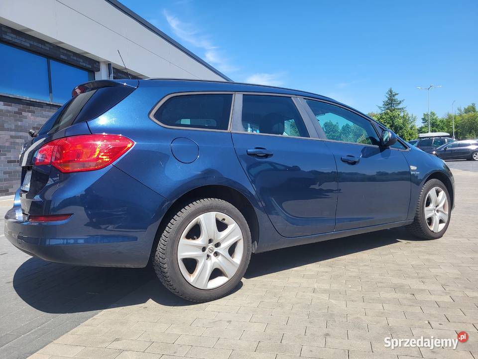 Astra J 16 Benzyna wersja Sports touer OKAZJA Sochaczew sprzedam