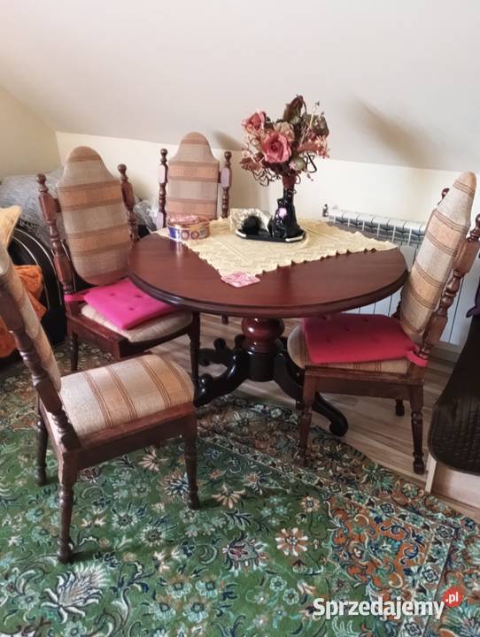 STÓŁ Z KRZESŁAMI Giżycko