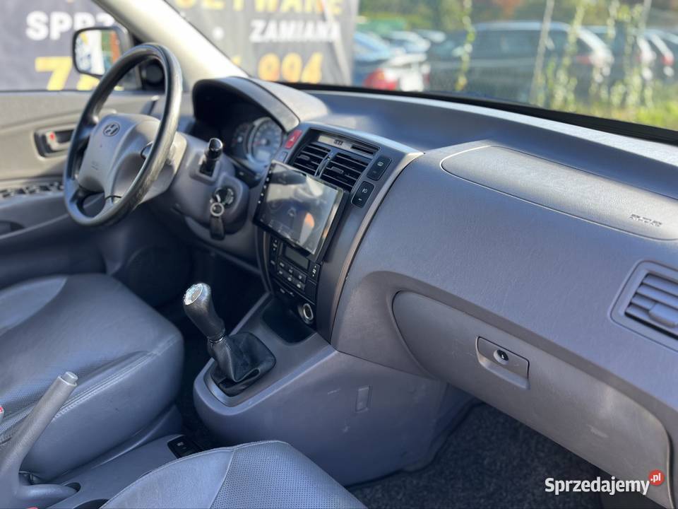 Hyundai Tucson klimatyzacja grzane fotele 4x4 szary Bielsko-Biała sprzedam