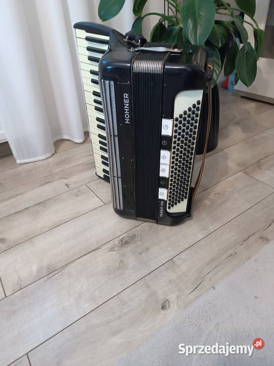 Akordeon hohner tango VM 120 basów Dębica