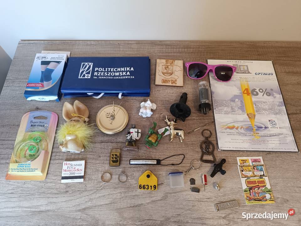 Gadżety pamiątki ozdoby bibeloty breloki Rzeszów sprzedam