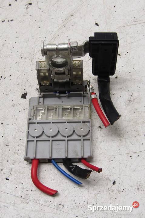 KLEMA BEZPIECZNIK PLUSOWA 20 DOHC MITSUBISHI