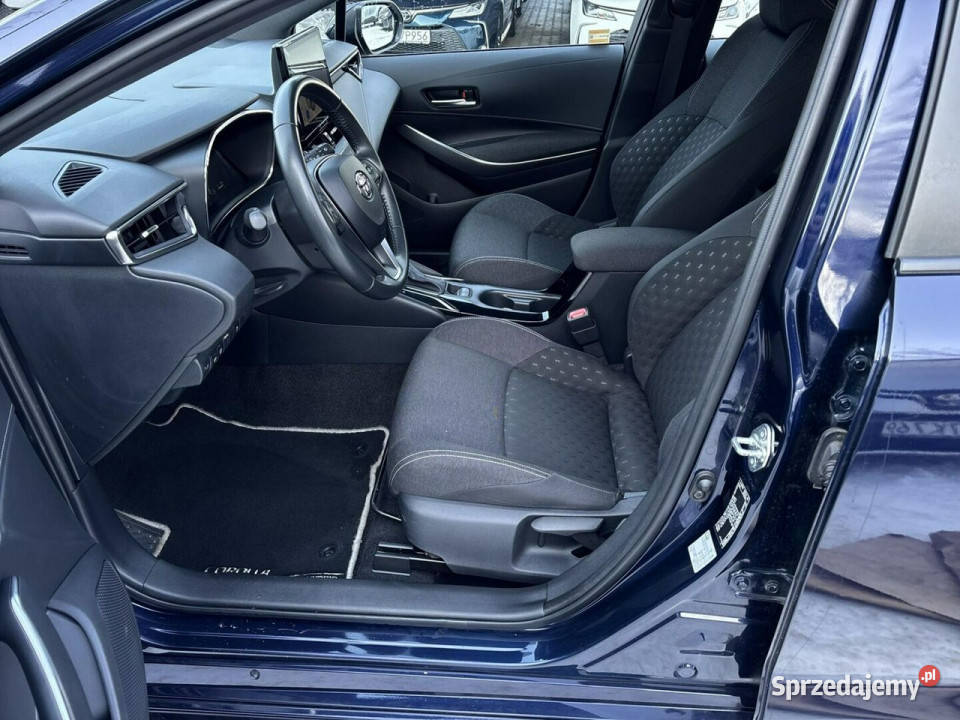 Toyota Corolla 18 Hybrid COMFORT salon Polska Warszawa
