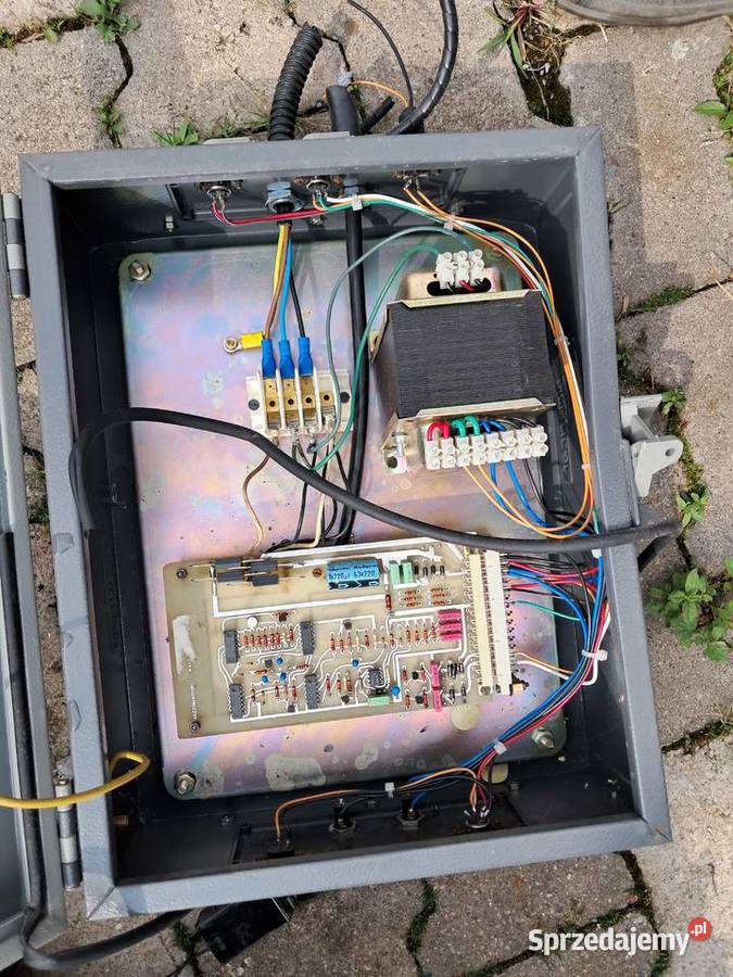 Złom elektronika kable mufy bezpieczniki Ostrowiec Świętokrzyski