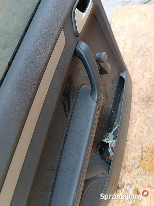 VW TOURAN LIFT DRZWI TYŁ LEWY LEWE KOD LAK