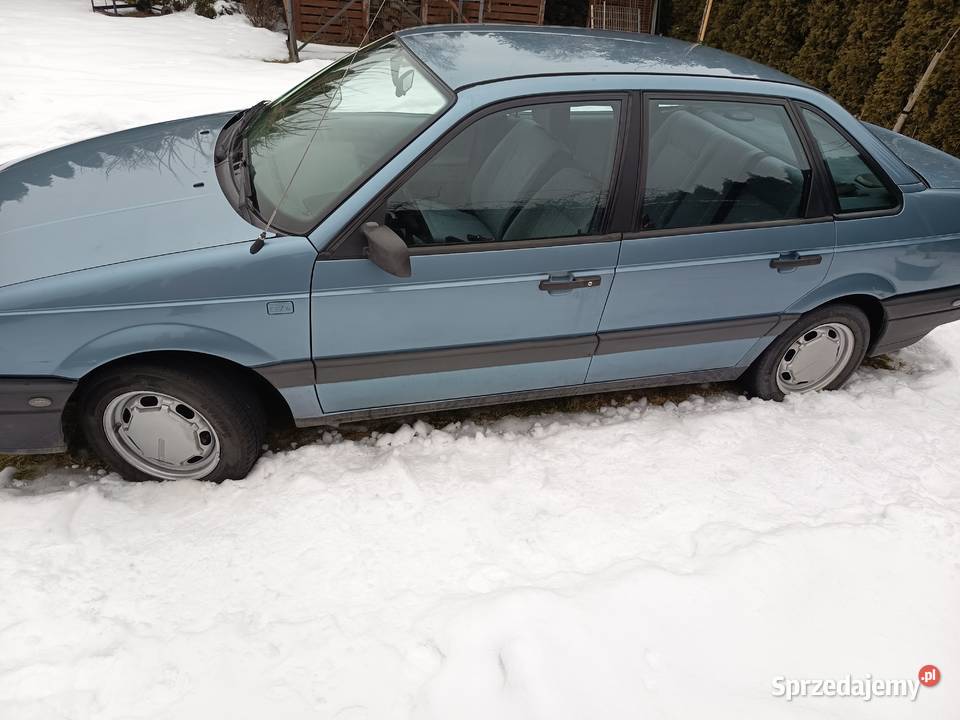Passat B3 klasyk 1990r 18 benzyna benzyna Białobrzegi