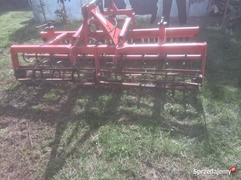 Agregat uprawowo siewny Dzierzążnia