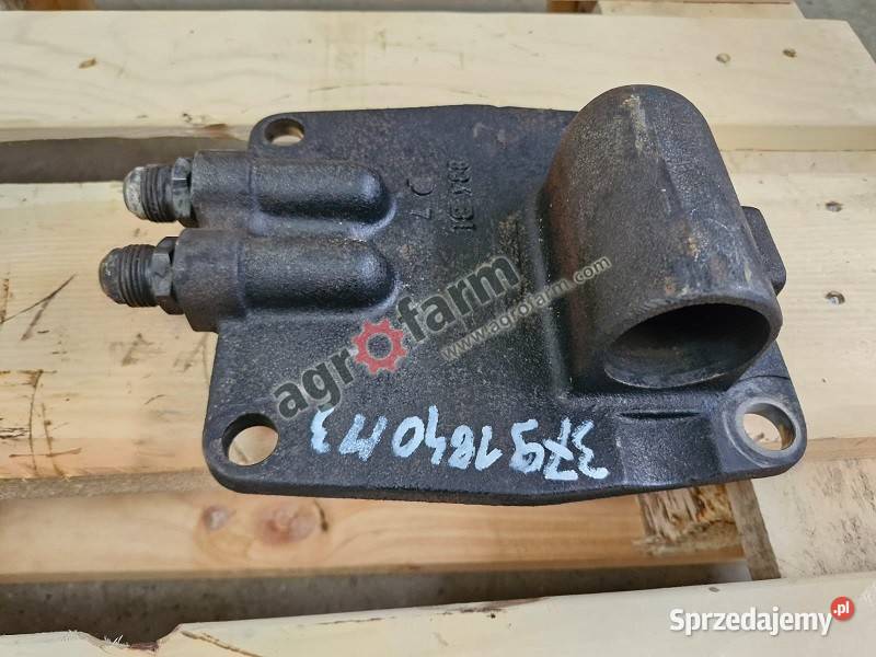 Pokrywa Massey Ferguson 5425 6260 6470 6480 Byków