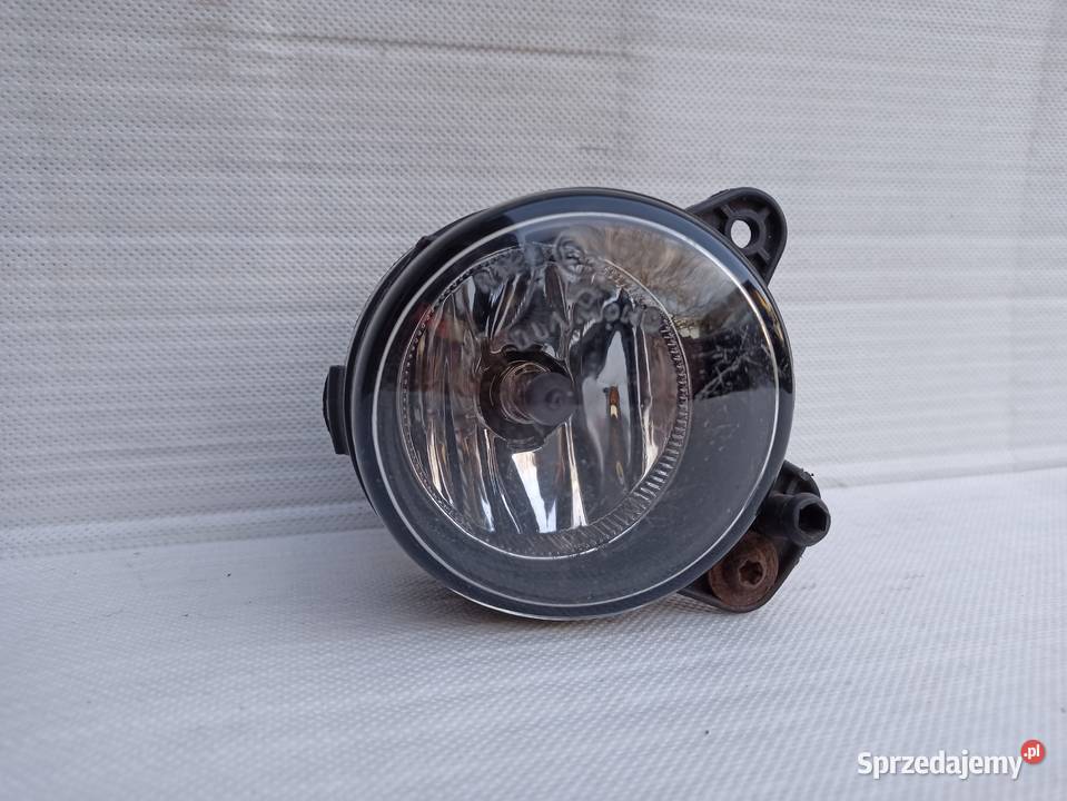 VW Transporter T5 Skoda Fabia II 2 halogen prawy Sieradz