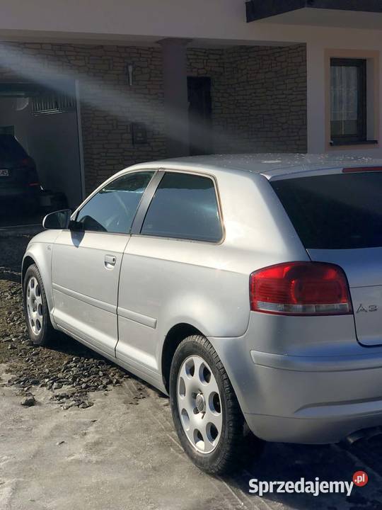 AUDI A3 8P SPORTBACK 20 TDI Samochody osobowe Czarna Górna