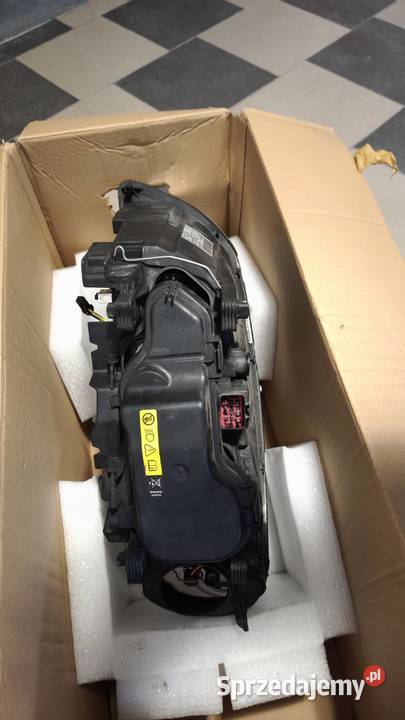 lampy przód Volvo S80 II 2014r bixenon skrętne osobowe Kielce
