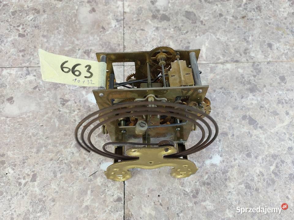663 Mechanizm starego zegara ściennego Junghans Antyki Tczew