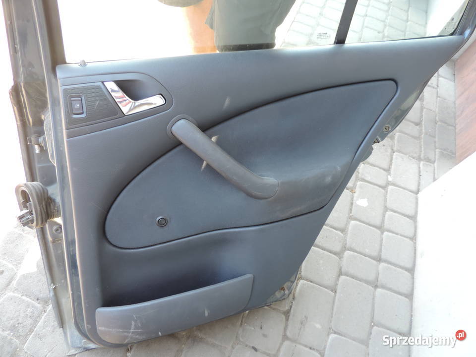 SKODA OCTAVIA 1 HB 5D DRZWI PRAWY TYŁ KOLOR 9900 Nowy Sącz