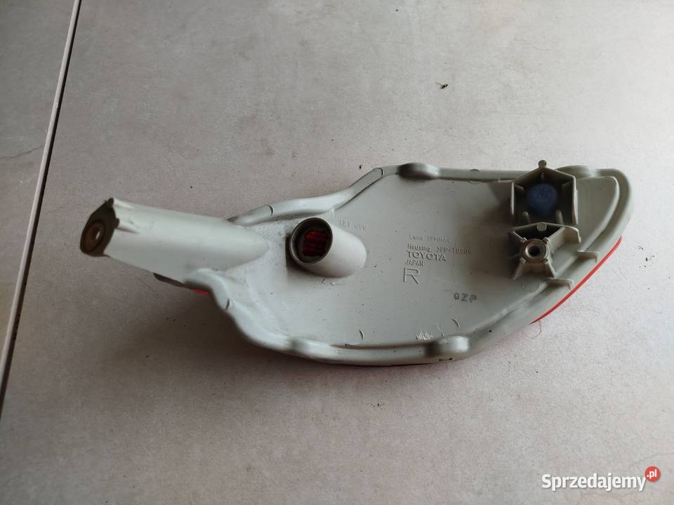 Lampa tył prawa Lexus RX 350 RX450 RX450H do Grybów