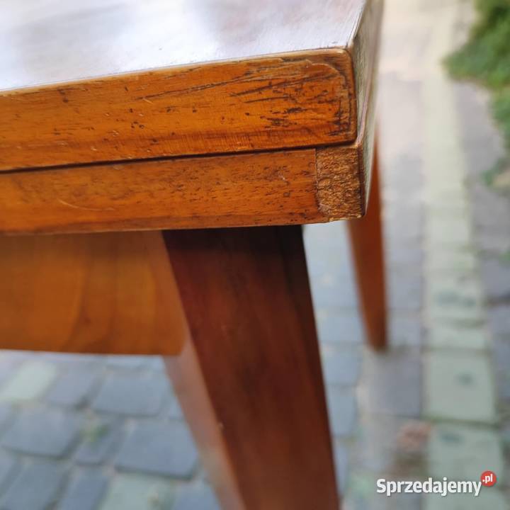Stary kwadratowy stół w stylu Art Dco Warszawa