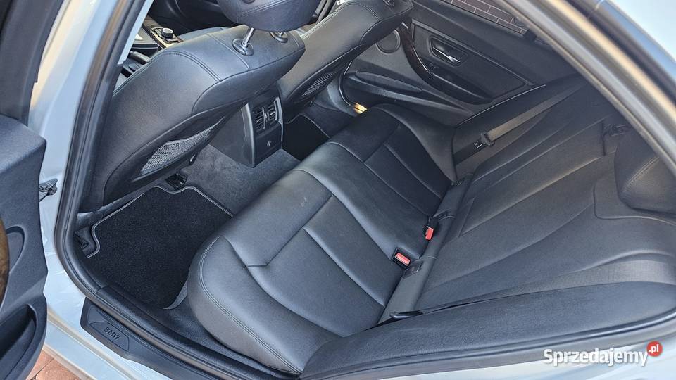 BMW Seria 3 328i xDrive F30 4x4 20 245 N20 Film Zarszyn